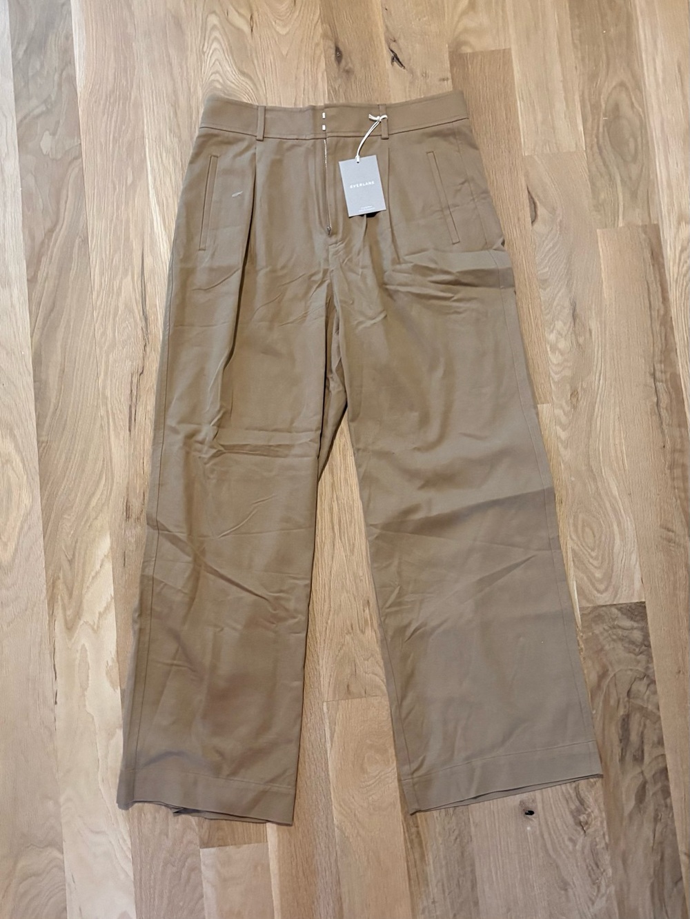 Womens Wide-Leg Trousers in Camel